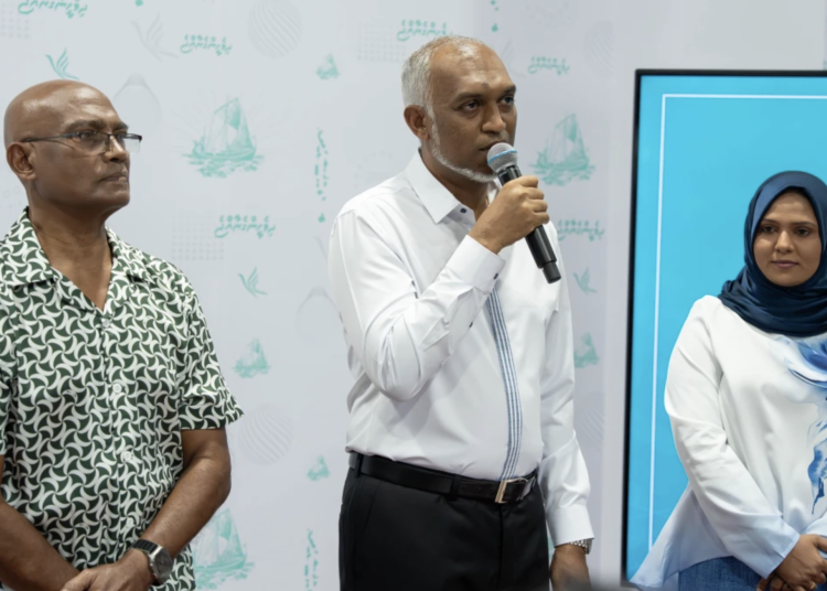 ފޮޓޯ: އެމްއެމް